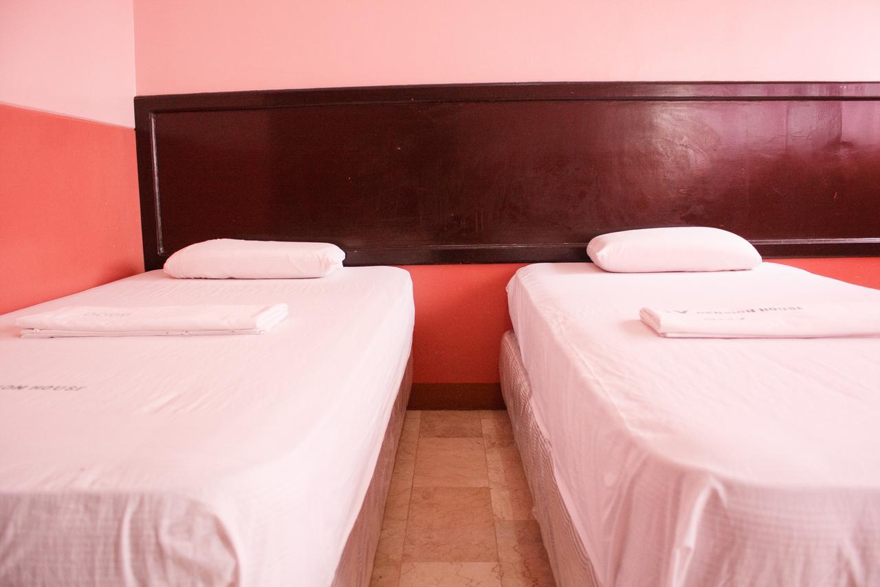 Gv Hotel - Baybay Habitación foto